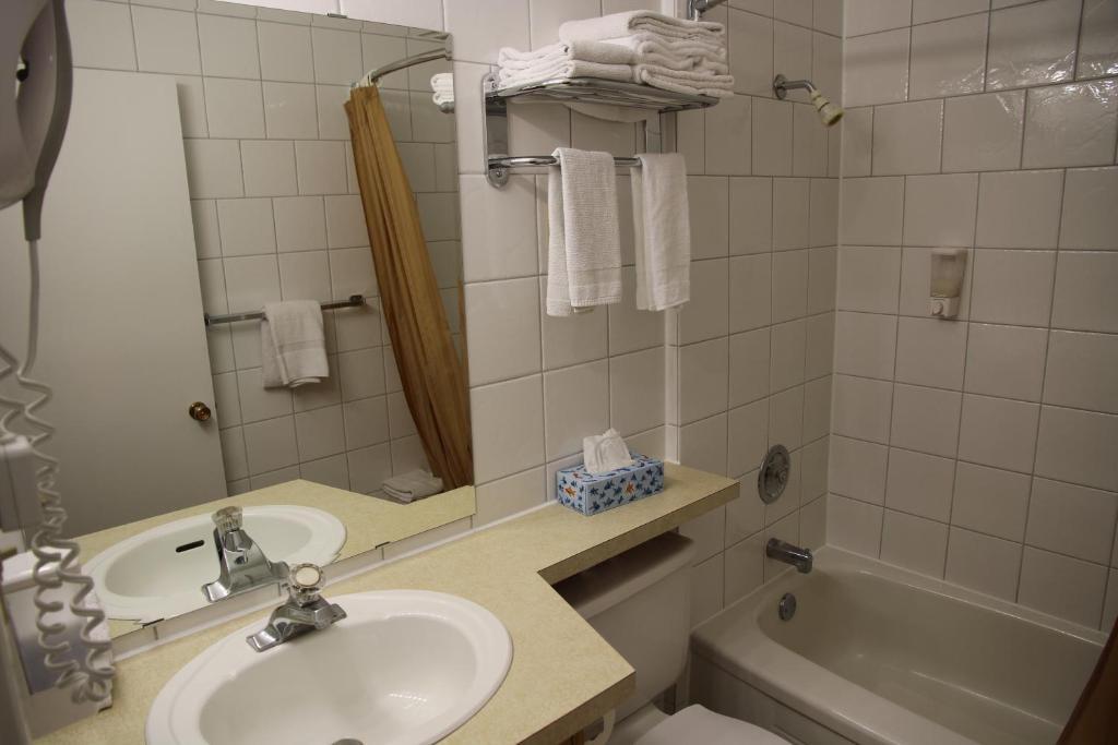 פנטיקטון Waterfront Inn חדר תמונה